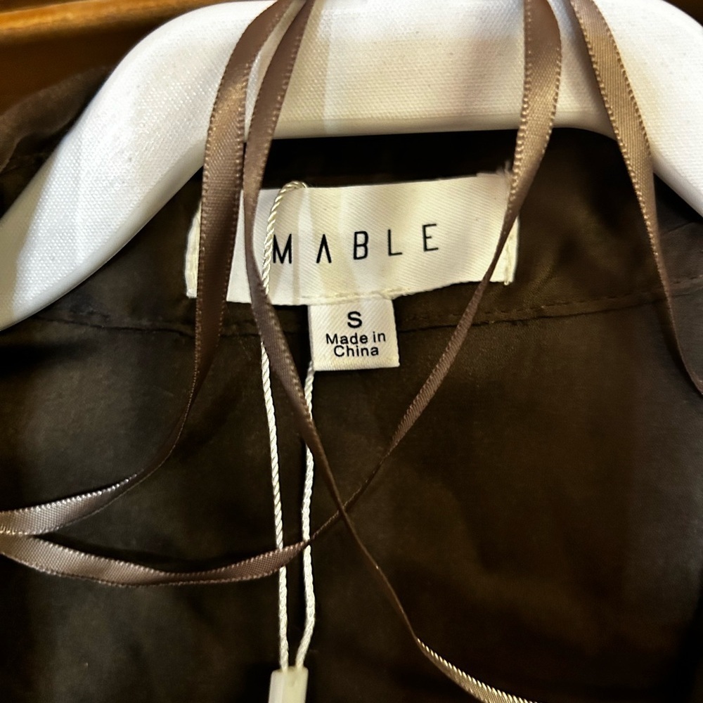 NWT MABLE BROWN SATIN DRESS - Picture 5 of 6